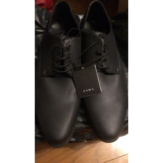 Zara 新品黒　未使用品靴　ウイングチップ　タグ付き