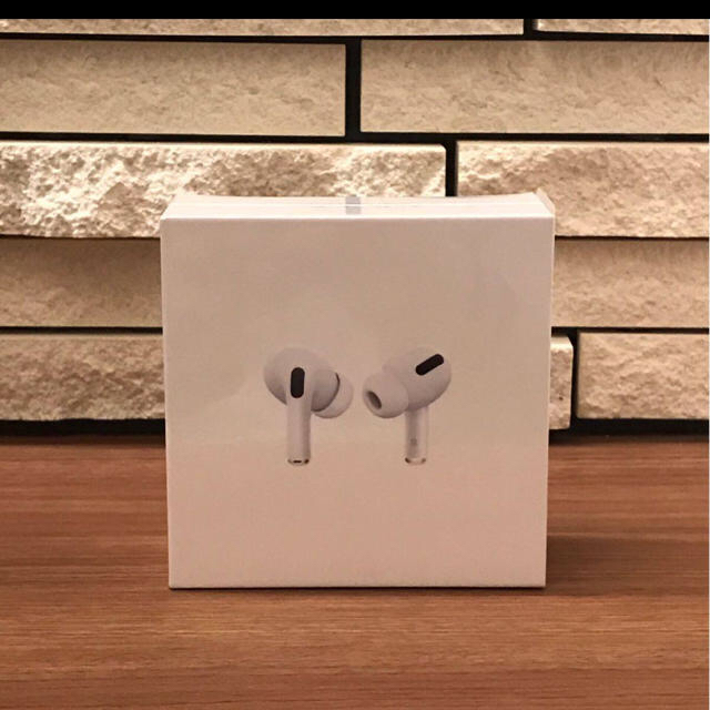 AirPods MWP222J/A  ワイヤレスイヤホン 第2世代