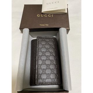 グッチ(Gucci)のGUCCI キーケース　新品　未使用　ブラウン(キーケース)