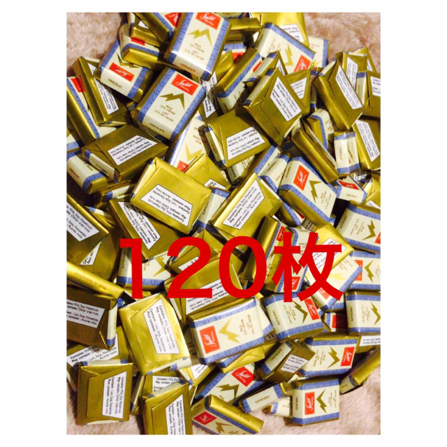 SWISSDELICE ミルクチョコ　120枚　コストコ 食品/飲料/酒の食品(菓子/デザート)の商品写真