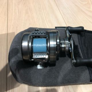 シマノ(SHIMANO)のシマノ  カルカッタコンクエストbfs(リール)