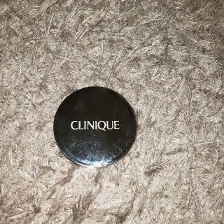 クリニーク(CLINIQUE)のクリニーク♥ステイマットシアープレストパウダー♥101(フェイスパウダー)