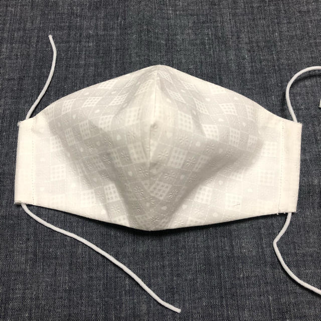 マスク ルイン - 立体マスク ハンドメイド 白ハート柄の通販
