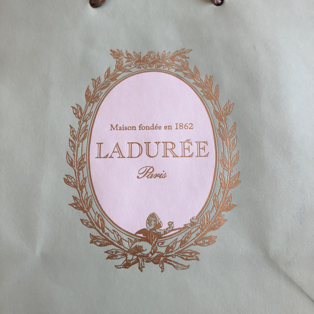 LADUREE(ラデュレ)のラデュレ　ショップ袋　4点 レディースのバッグ(ショップ袋)の商品写真