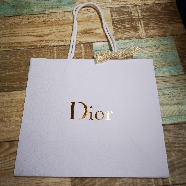 Dior(ディオール)のDior  shop袋ゴールドリボン付き  美品✨ レディースのバッグ(ショップ袋)の商品写真