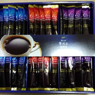 エイージーエフ(AGF)のAGF コーヒーPREMIUM BLACK48本(箱なしです)(コーヒー)