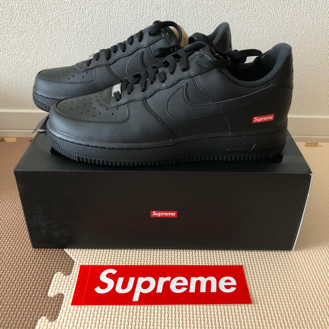 Supreme - Nike® Air Force 1 Low