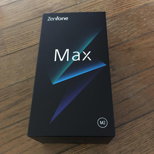 スマートフォン/携帯電話ZenFone max m2