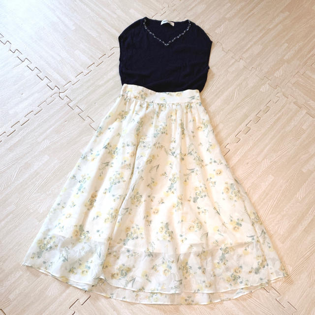 MISCH MASCH(ミッシュマッシュ)のセット♡ウィルセレクション♡花柄スカート♡ミッシュマッシュ♡フレンチ袖ニット レディースのレディース その他(セット/コーデ)の商品写真