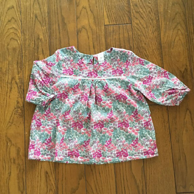 OshKosh(オシュコシュ)のOSHKOSH ガールズチュニックブラウス 110 キッズ/ベビー/マタニティのキッズ服女の子用(90cm~)(ブラウス)の商品写真