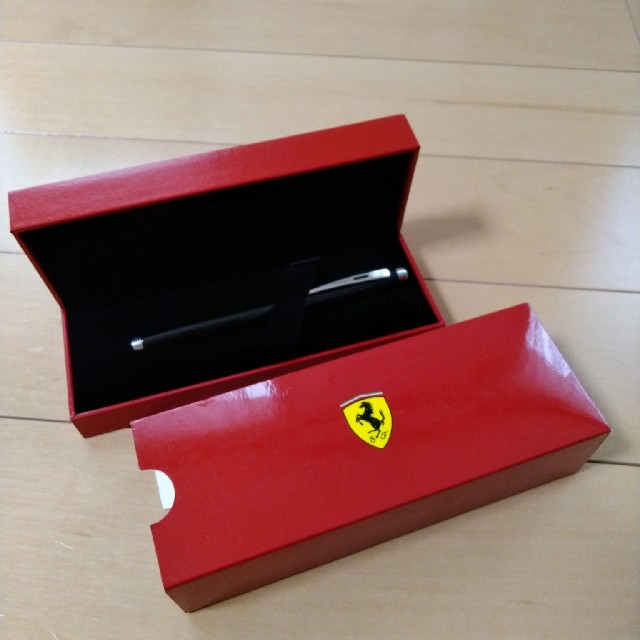 Ferrari(フェラーリ)のフェラーリ　万年筆 インテリア/住まい/日用品の文房具(ペン/マーカー)の商品写真