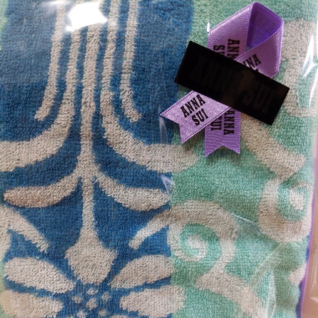 ANNA SUI(アナスイ)のANNA SUIアナスイ バタフライツリーハーフケット新品 西川 インテリア/住まい/日用品の寝具(毛布)の商品写真