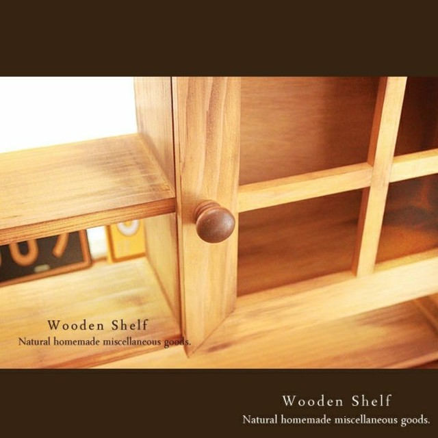 ハンドメイド アンティーク風 扉付き シェルフ 木製 棚 飾り棚 ハンドメイドのインテリア/家具(家具)の商品写真