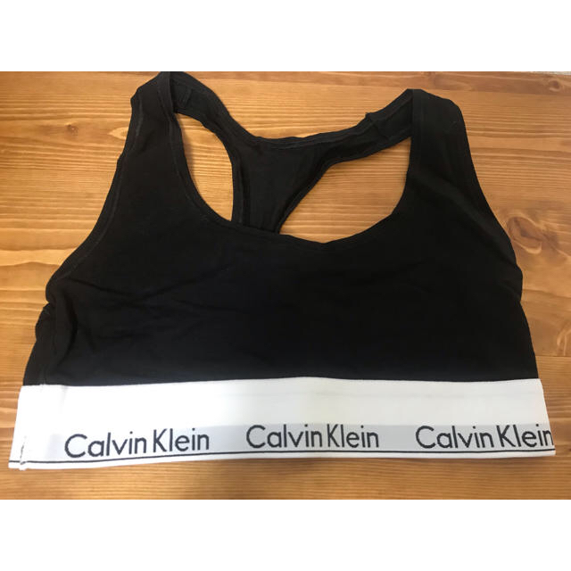 Calvin Klein(カルバンクライン)の Calvin Klein アンダーウェア ブラ(Sサイズ) レディースの下着/アンダーウェア(ブラ)の商品写真