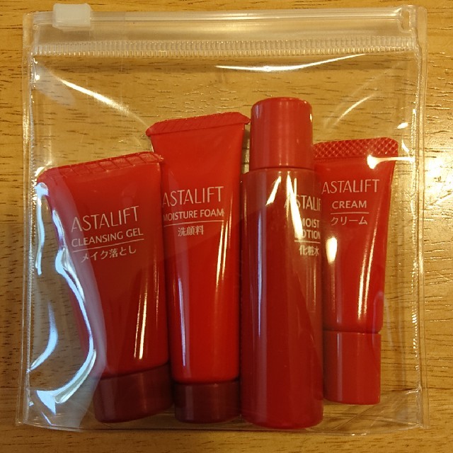 ASTALIFT(アスタリフト)のASTALIFT スキンケアセット コスメ/美容のキット/セット(サンプル/トライアルキット)の商品写真