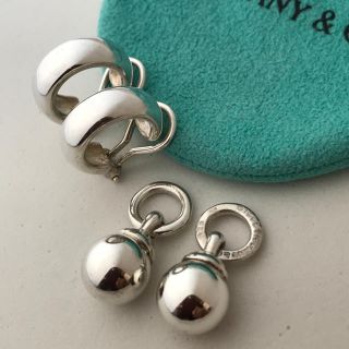 Tiffany & Co. - Tiffany シルバーボールフープイヤリングの通販 by
