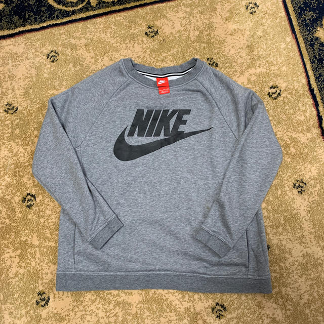 NIKE - NIKE トレーナーの通販 by あず's shop｜ナイキならラクマ