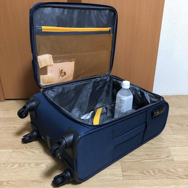 Samsonite(サムソナイト)の【新品未使用】機内持込可　サムソナイト　スーツケース　カメレオン　シパダン35L レディースのバッグ(スーツケース/キャリーバッグ)の商品写真