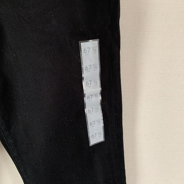 GU(ジーユー)の黒スキニー レディースのパンツ(スキニーパンツ)の商品写真