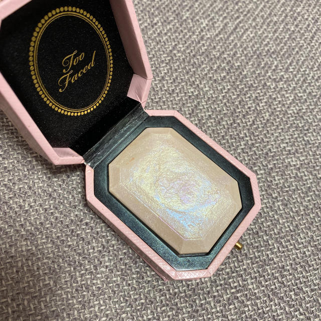 Too Faced(トゥフェイス)のtoo faced コスメ/美容のベースメイク/化粧品(フェイスカラー)の商品写真