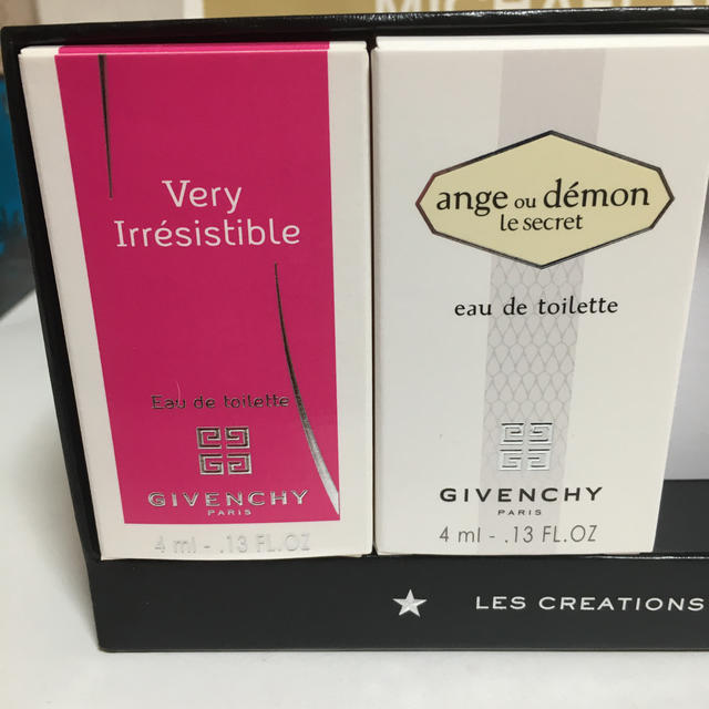 GIVENCHY(ジバンシィ)のジバンシィ♡ミニ香水セット コスメ/美容の香水(香水(女性用))の商品写真