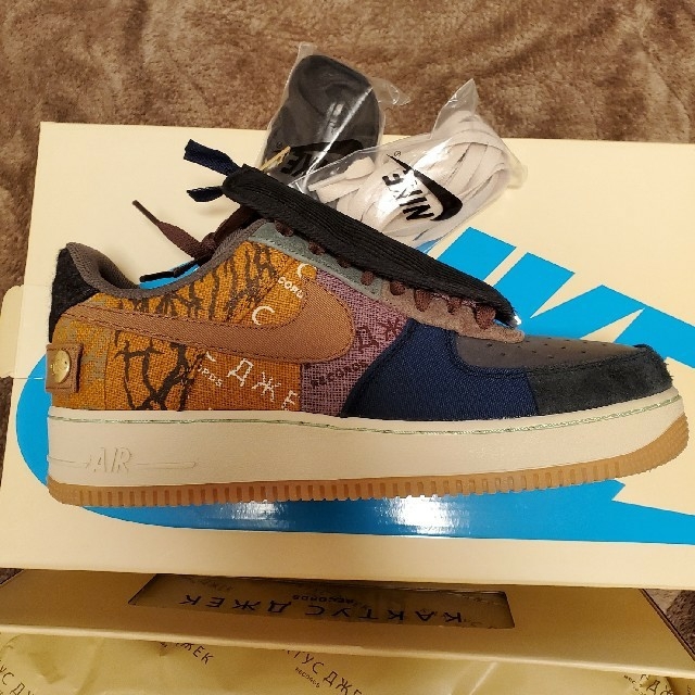 NIKE(ナイキ)の⭐早い者勝ち⭐Air Force 1 Low Travis Scott　 メンズの靴/シューズ(スニーカー)の商品写真