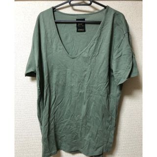 ザラ(ZARA)のZARA深UネックTシャツ 44サイズ 半袖 ザラ ティーシャツ インナー 深緑(Tシャツ(半袖/袖なし))