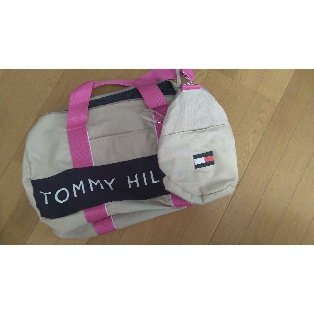 TOMMY HILFIGER(トミーヒルフィガー)のボストンバッグ レディースのバッグ(ボストンバッグ)の商品写真