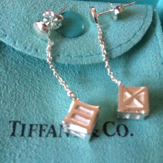 【美品】Tiffany ティファニー　アトラス　キューブピアス　シルバー