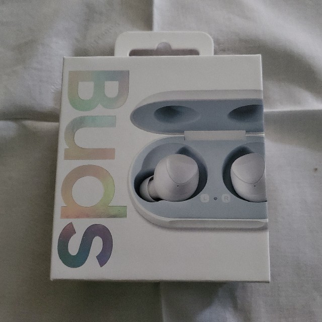 オーディオ機器ワイヤレスイヤホン　galaxy buds