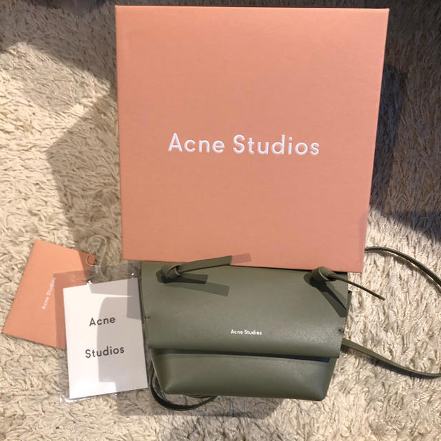 【値下】Acne Studios アクネ　ミニパース　バッグ