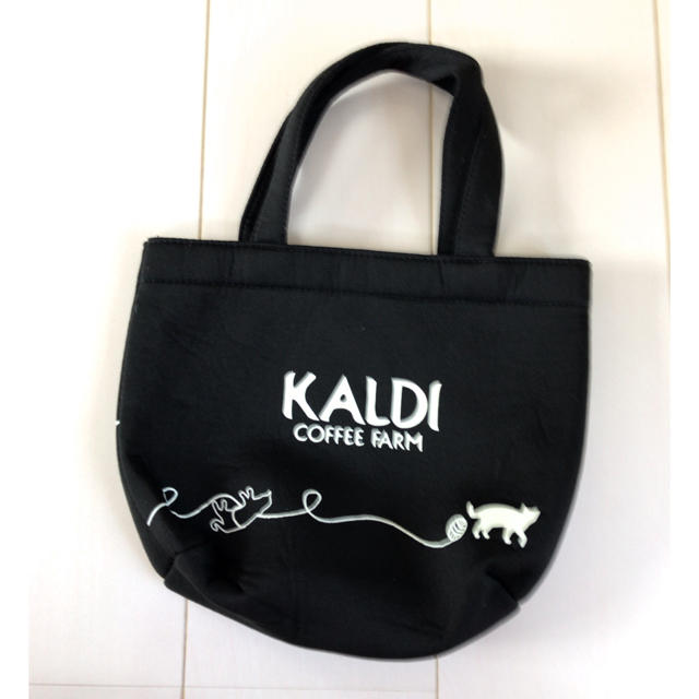 KALDI(カルディ)のカルディ☆2019年猫の日トートバッグ未使用 レディースのバッグ(トートバッグ)の商品写真