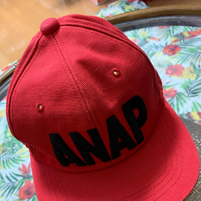 ANAP(アナップ)のANAP  キャプ＆キャミセット　　キャミ新品♡キャプ中古 レディースの帽子(キャップ)の商品写真