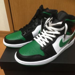 ナイキ(NIKE)のNIKE AIR JORDAN 1 MID パイングリーン26 新品(スニーカー)