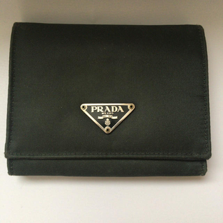 プラダ(PRADA)のPRADA プラダ サイフ 緑がかったブラック 三つ折財布(財布)