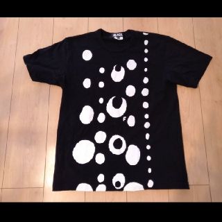 ブラックコムデギャルソン(BLACK COMME des GARCONS)の美品*BLACK　COMME des GARCONSメンズTシャツ*(Tシャツ/カットソー(半袖/袖なし))