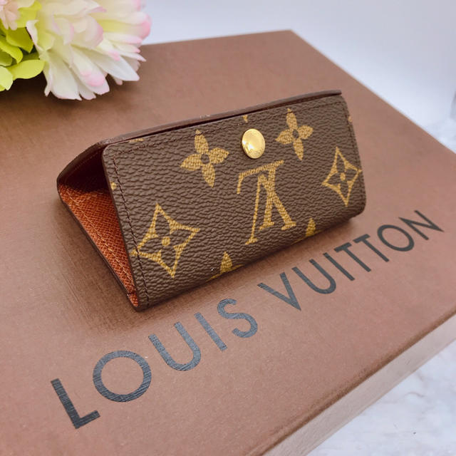 LOUIS VUITTON(ルイヴィトン)の新品✨LOUIS VUITTON✨モノグラム4連キーケース❤️早い者勝ち❤️ メンズのファッション小物(キーケース)の商品写真