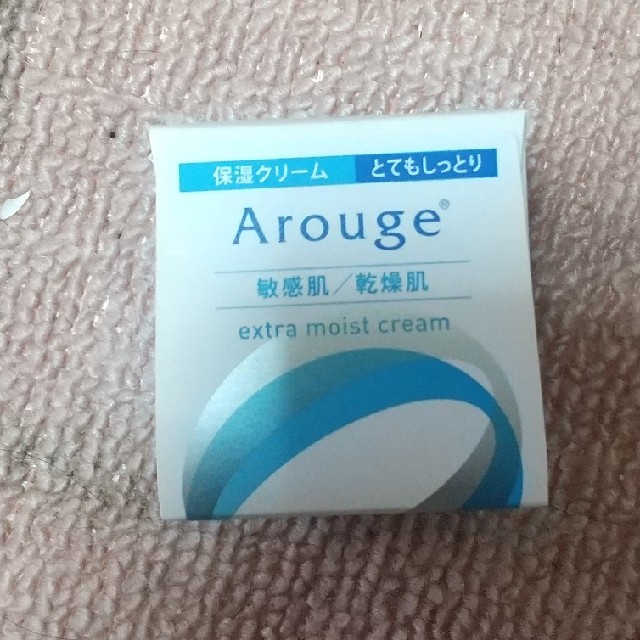 Arouge(アルージェ)のアルージェ エクストラモイストクリーム 30g コスメ/美容のスキンケア/基礎化粧品(フェイスクリーム)の商品写真