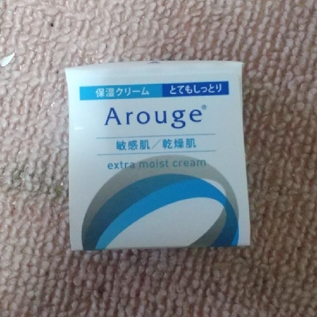 Arouge(アルージェ)のアルージェ エクストラモイストクリーム 30g コスメ/美容のスキンケア/基礎化粧品(フェイスクリーム)の商品写真