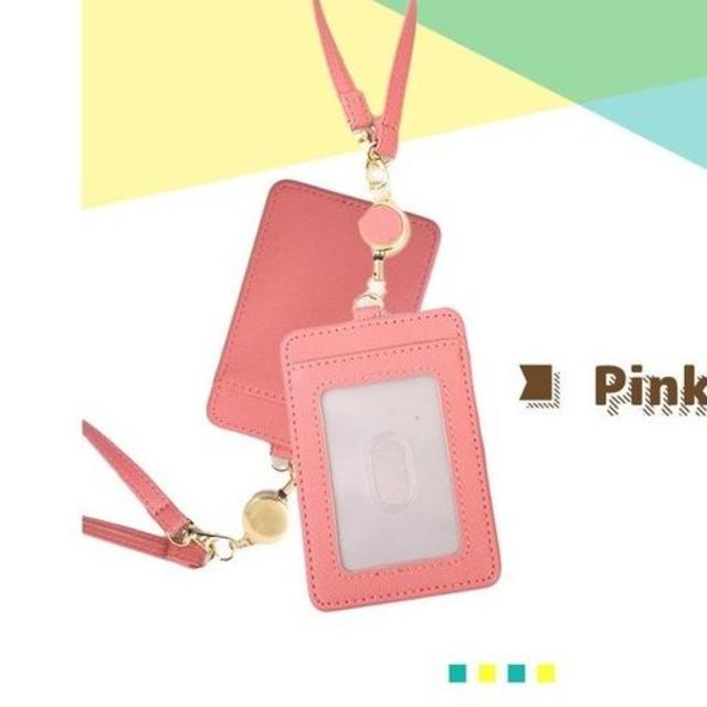 パスケース IDカードケース レディース ピンク リール付き シンプル 定期入れ レディースのファッション小物(名刺入れ/定期入れ)の商品写真
