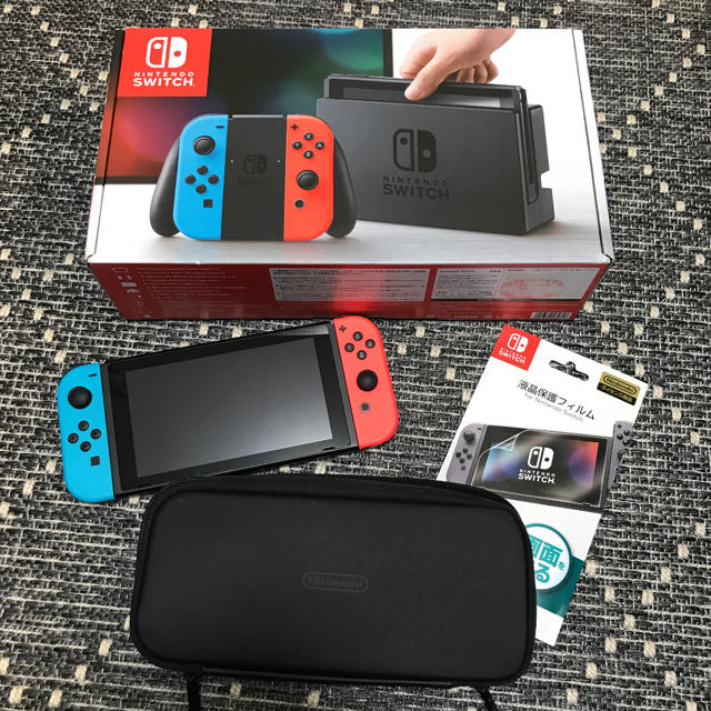 【美品】Nintendo Switch スイッチ本体　保護フィルム&ケース付き