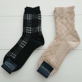 バーバリー(BURBERRY)のまぁーちゃんさま専用 バーバリー 靴下 2足セット 黒 茶 新品 日本製(ソックス)