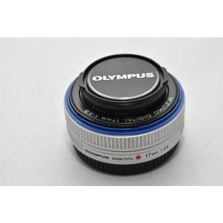 オリンパス(OLYMPUS)のOLYMPUS M.ZUIKO 17mm F2.8 レンズフィルター付(レンズ(単焦点))