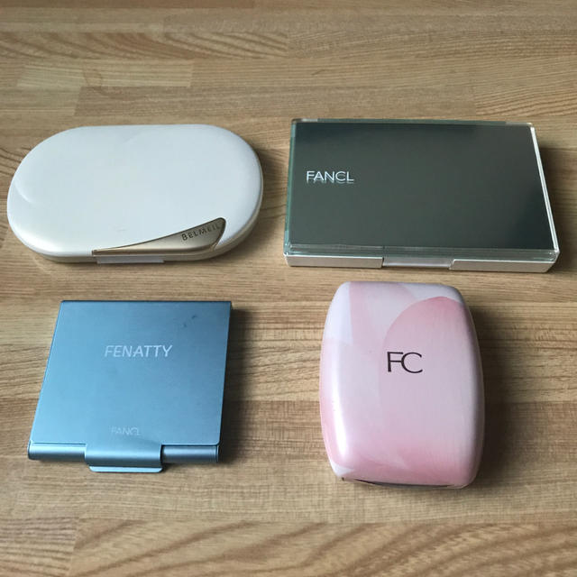 FANCL(ファンケル)のFANCL ファンデーションケース、あぶらとり紙ケース コスメ/美容のベースメイク/化粧品(その他)の商品写真