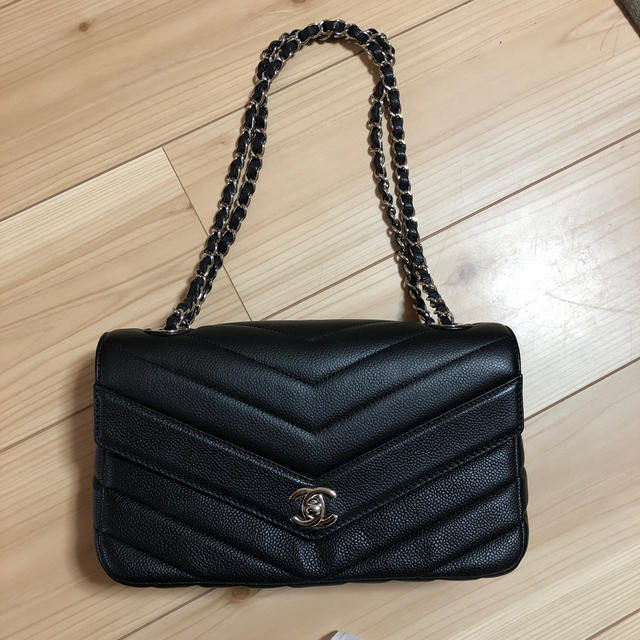 CHANEL(シャネル)のシャネル　チェーンバッグ　 レディースのバッグ(ショルダーバッグ)の商品写真