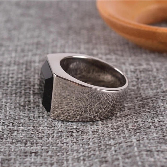 ブラックオニキス シルバー スクエアリング  メンズのアクセサリー(リング(指輪))の商品写真