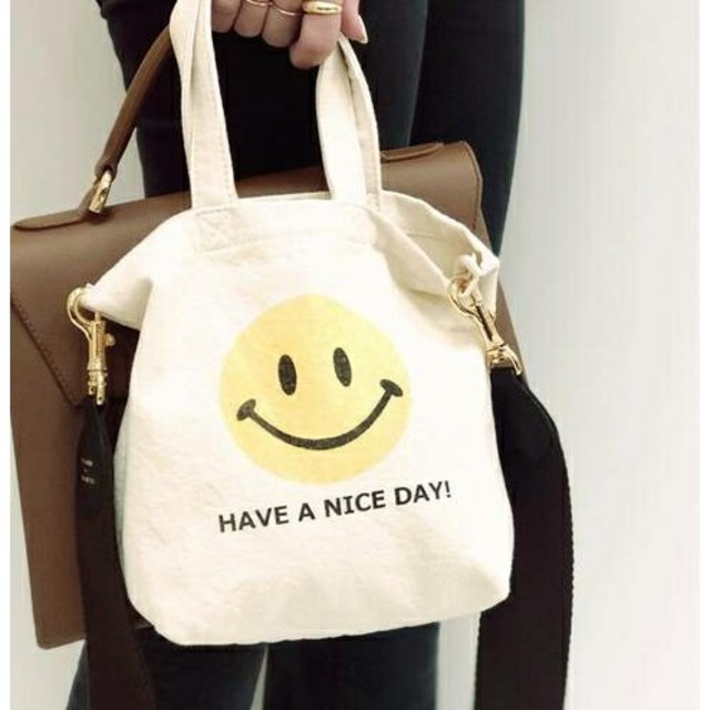 DEUXIEME CLASSE(ドゥーズィエムクラス)のDeuxieme Classe 新品 SMILEY FACE SMILE BAG レディースのバッグ(トートバッグ)の商品写真