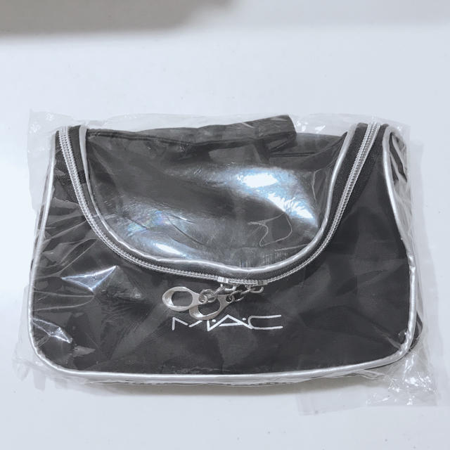MAC(マック)のMAC 化粧ポーチ　ブラック レディースのファッション小物(ポーチ)の商品写真