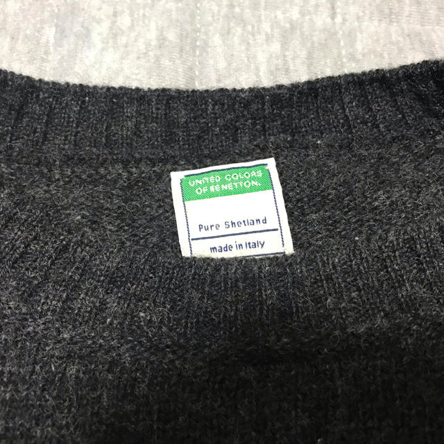 BENETTON(ベネトン)のベネトン　チャコールグレー　セーター　MADE IN ITARY レディースのトップス(ニット/セーター)の商品写真