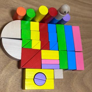 ハーバー(HABA)の【HABA】クラウンブロック&ラトルのセット(知育玩具)